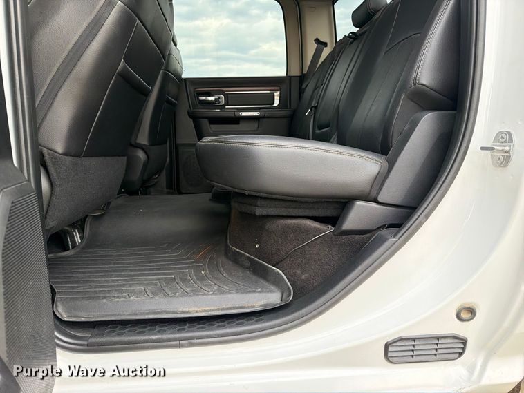 image for item FK5085 2018 RAM 1500 Laramie Crew Cab pickup truck