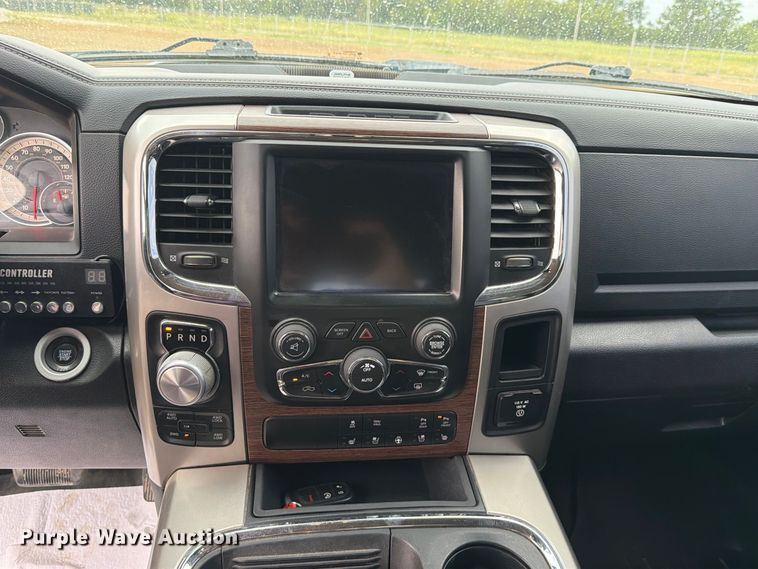 image for item FK5085 2018 RAM 1500 Laramie Crew Cab pickup truck