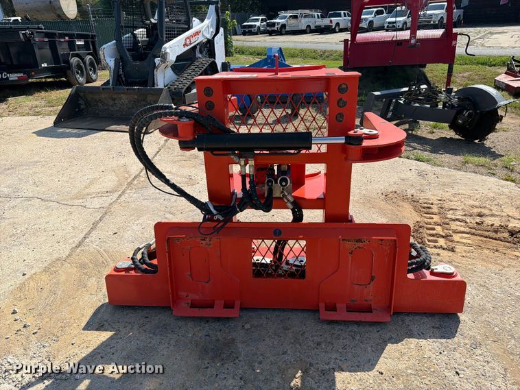 image for item FK5226 2023 Topcat ECSSRB skid steer tree shear
