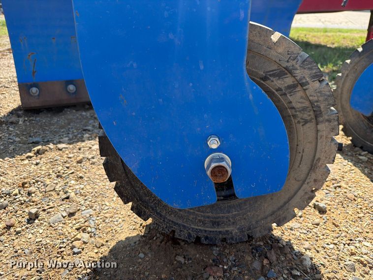image for item FK5227 Topcat SSSG72 skid steer dozer blade