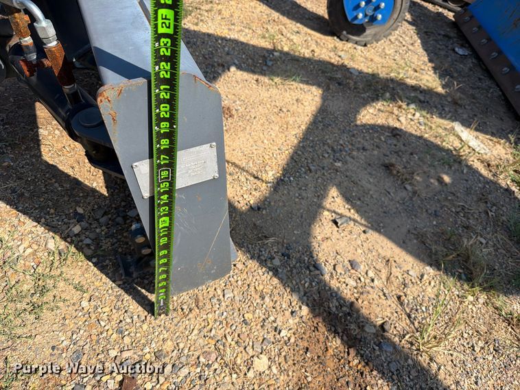 image for item FK5228 Handy HSSG24X skid steer stump grinder