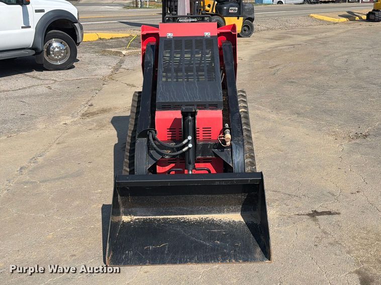 image for item FK5229 2024 Valley Pioneer SCL850 compact utility loader