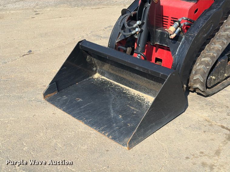 image for item FK5229 2024 Valley Pioneer SCL850 compact utility loader