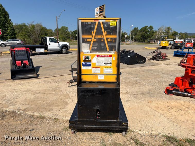 image for item FK5234 Workforce XLT1571 vertical lift