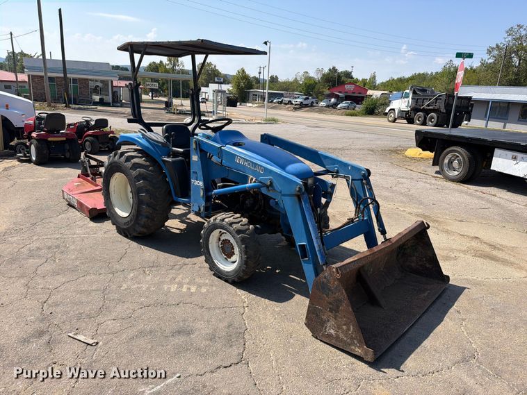 image for item FK5236 New Holland TC29 MFWD tractor