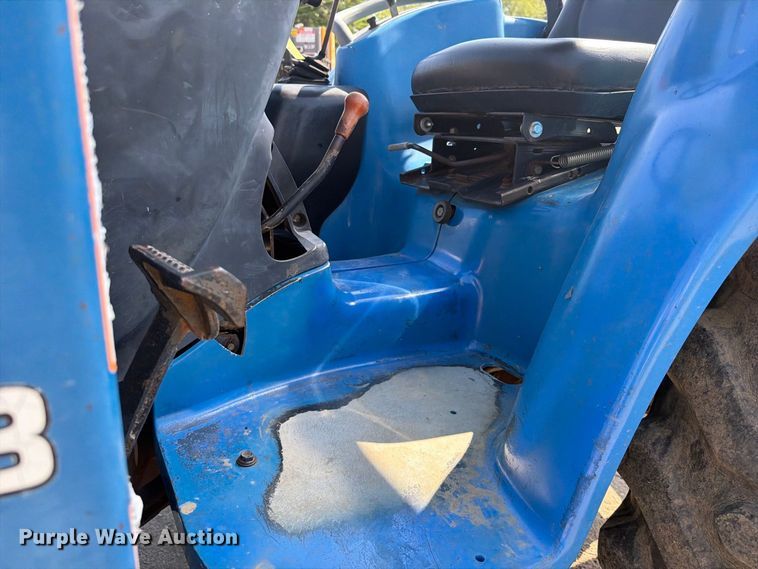 image for item FK5236 New Holland TC29 MFWD tractor