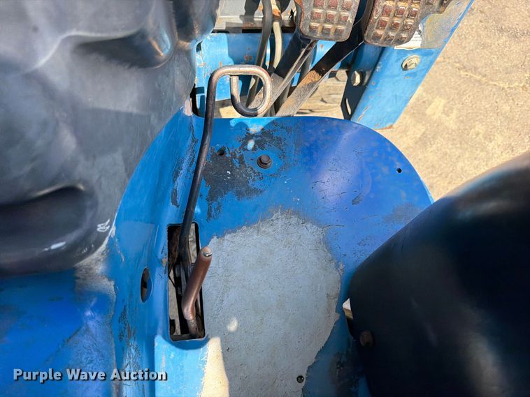 image for item FK5236 New Holland TC29 MFWD tractor