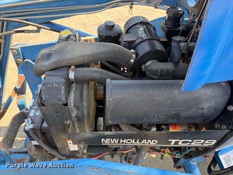 image for item FK5236 New Holland TC29 MFWD tractor