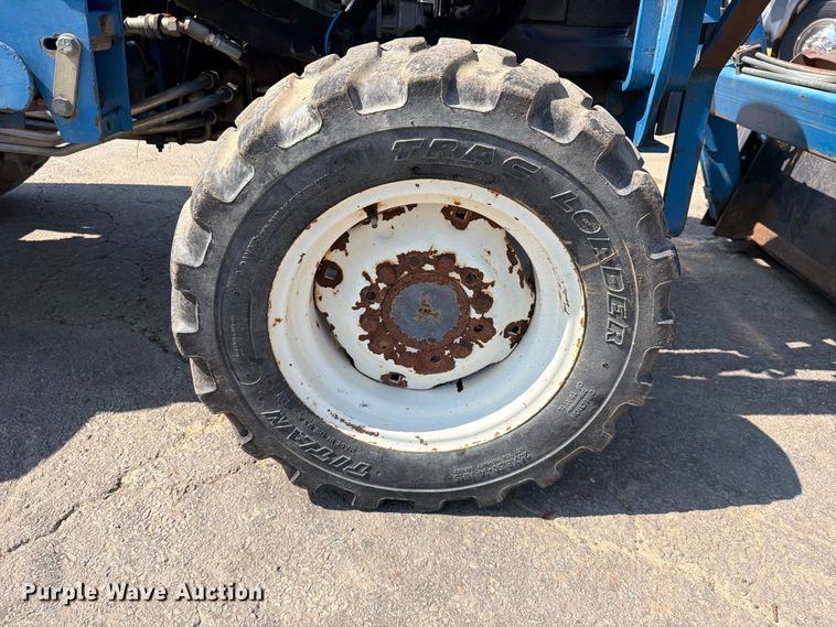 image for item FK5236 New Holland TC29 MFWD tractor