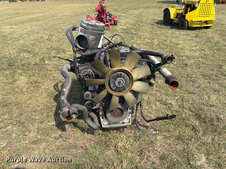 image for item FK5256 1994 Cummins B5.9-190 engine