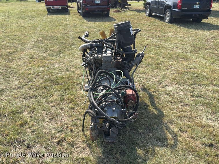 image for item FK5256 1994 Cummins B5.9-190 engine