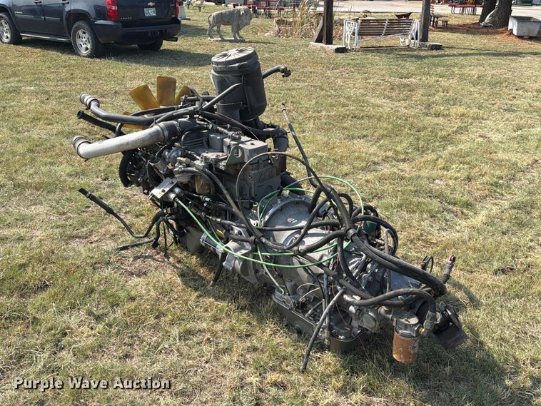 image for item FK5256 1994 Cummins B5.9-190 engine