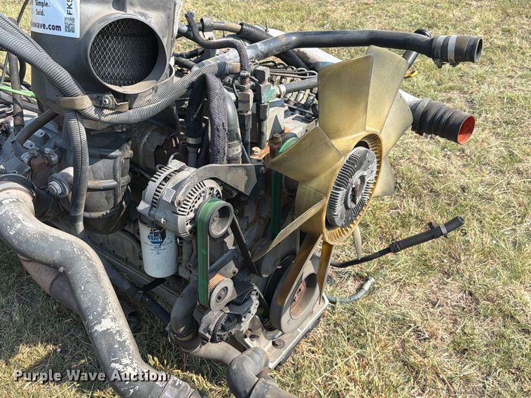 image for item FK5256 1994 Cummins B5.9-190 engine