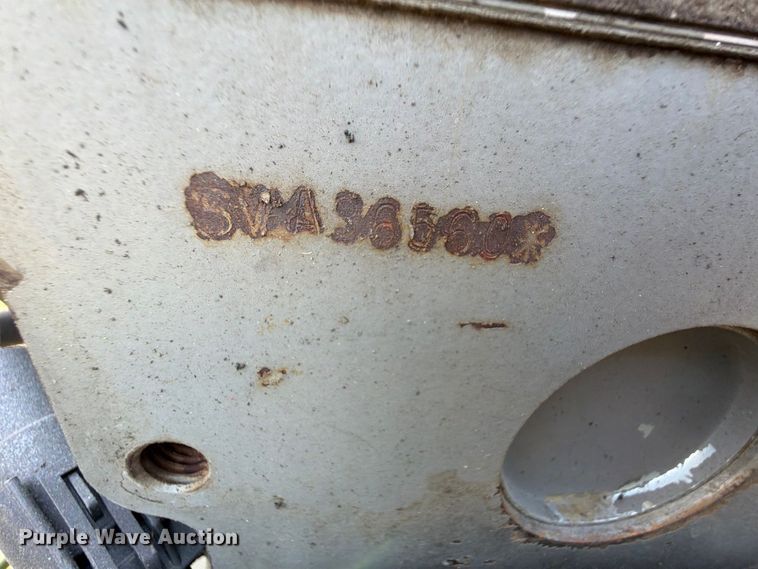 image for item FK5256 1994 Cummins B5.9-190 engine