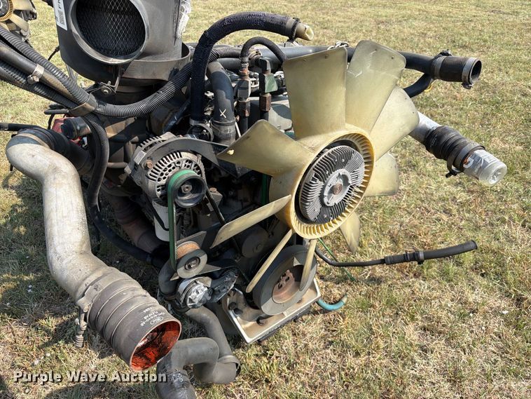 image for item FK5257 1994 Cummins B5.9-190 engine
