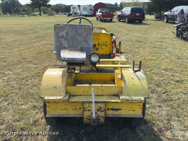 image for item FK5259 Clarktor aircraft tug
