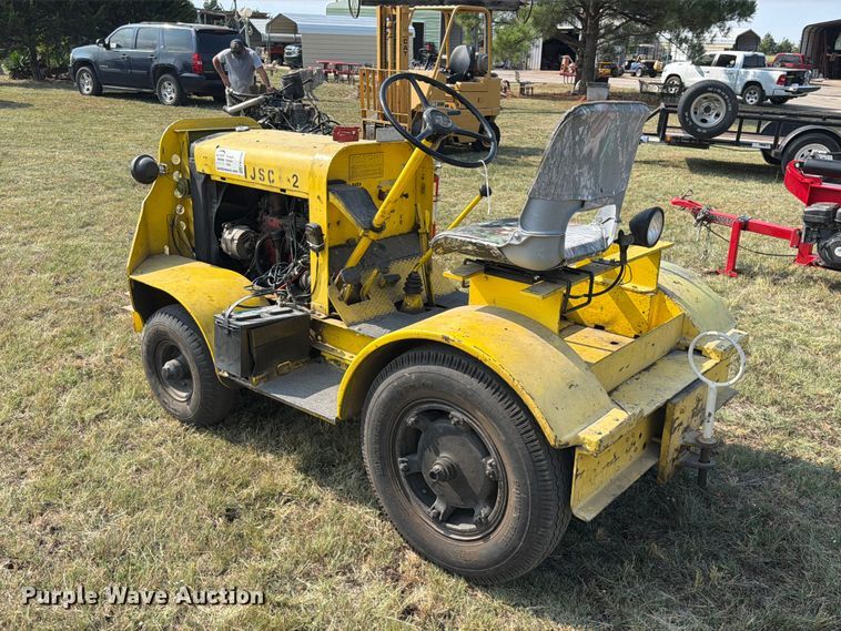 image for item FK5259 Clarktor aircraft tug