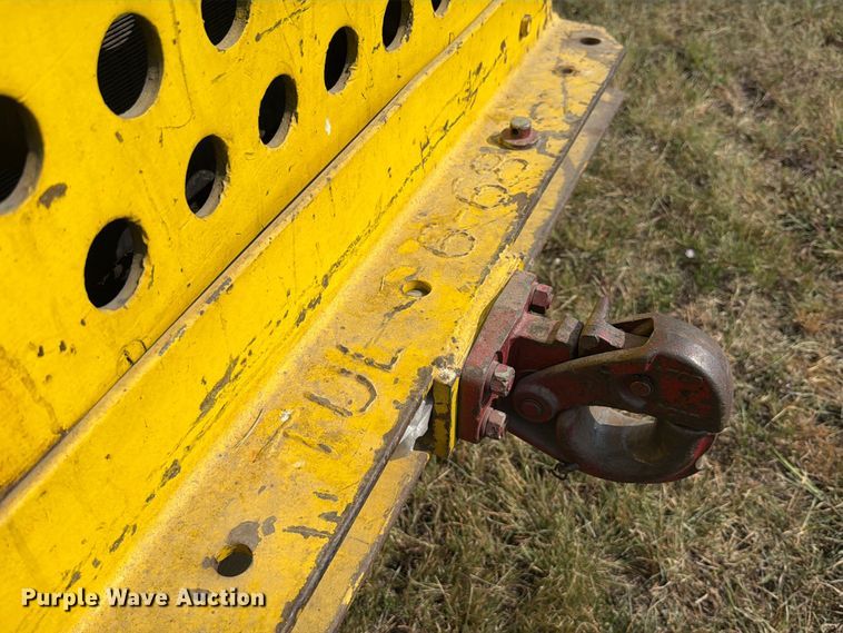 image for item FK5259 Clarktor aircraft tug