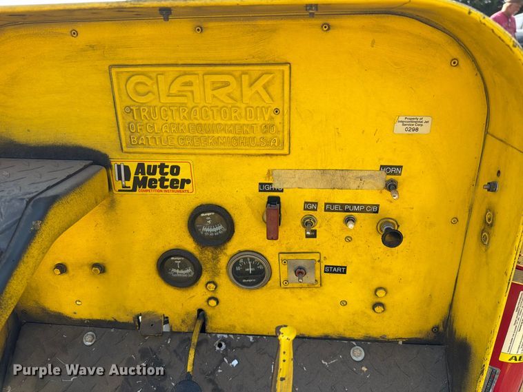 image for item FK5259 Clarktor aircraft tug