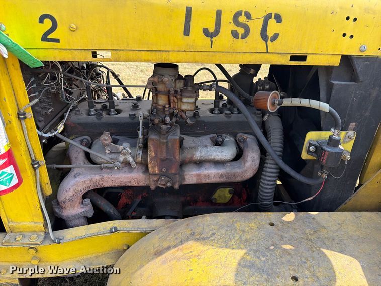 image for item FK5259 Clarktor aircraft tug