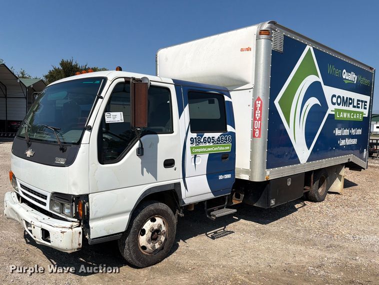 2005 Chevrolet W4S042 box truck