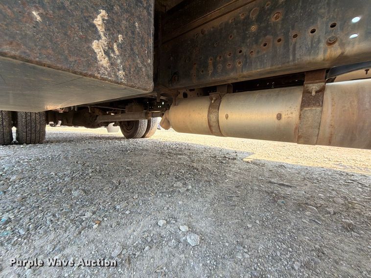 image for item FK5262 2005 Chevrolet W4S042 box truck