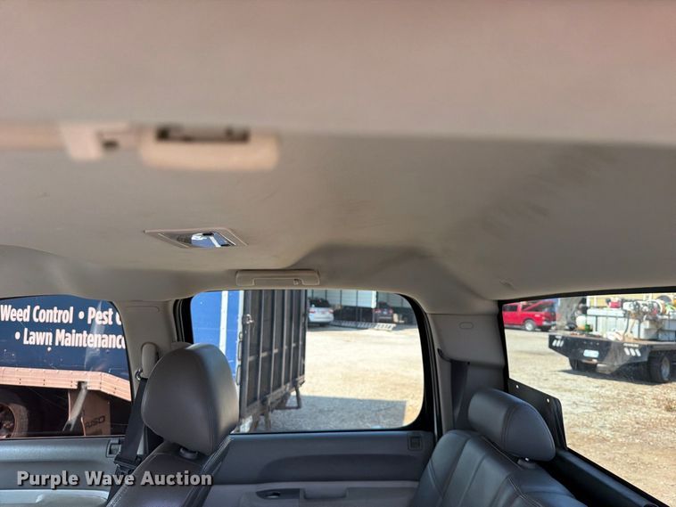 image for item FK5263 2013 Chevrolet Silverado 1500 Crew Cab pickup truck cab and chassis