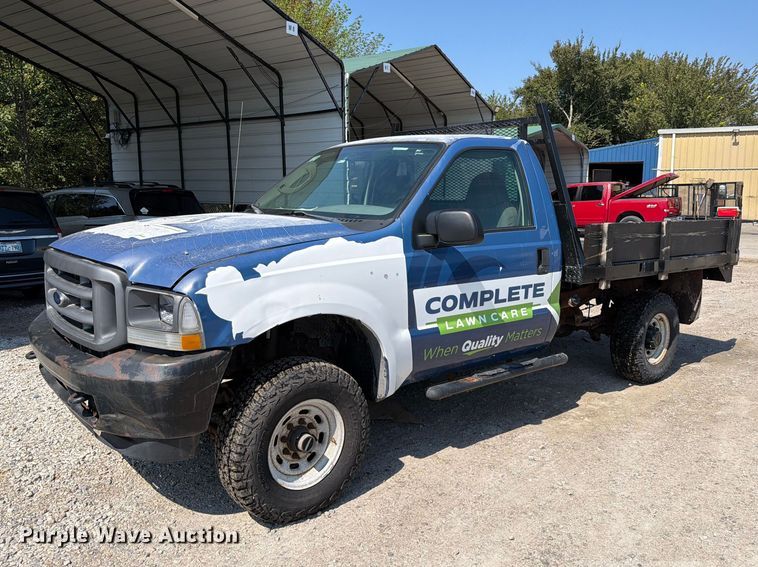 2004 Ford F250 Super Duty flatbed pickup truck