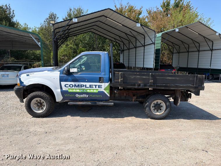 image for item FK5264 2004 Ford F250 Super Duty flatbed pickup truck