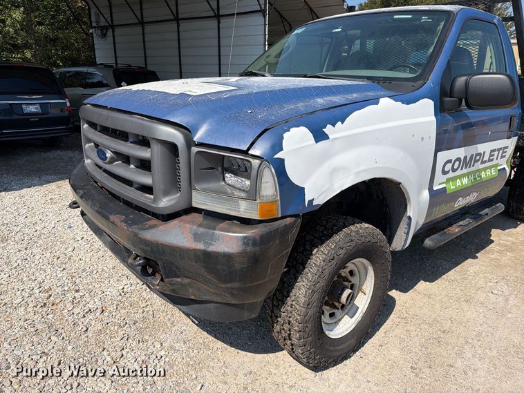 image for item FK5264 2004 Ford F250 Super Duty flatbed pickup truck