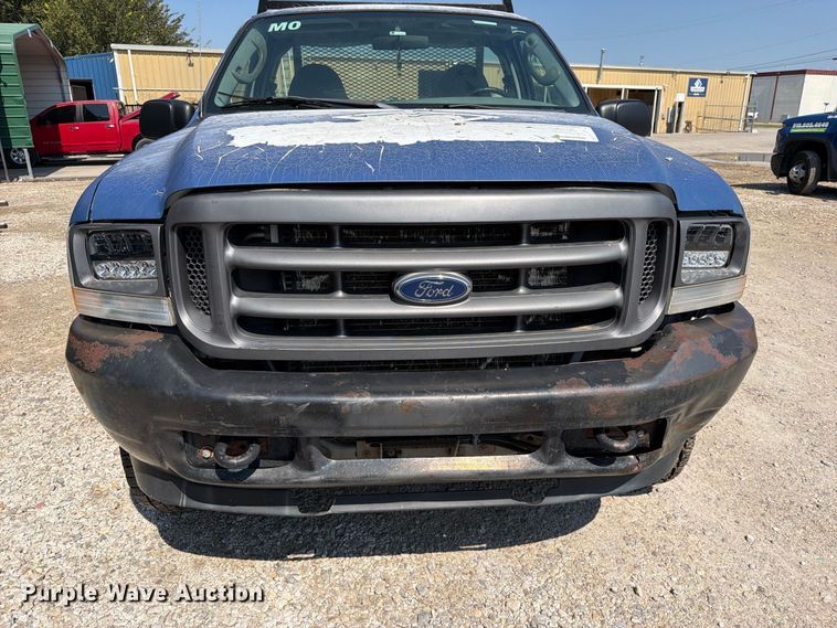 image for item FK5264 2004 Ford F250 Super Duty flatbed pickup truck