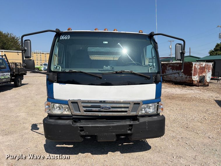 image for item FK5265 2006 Ford Low Cab Forward flatbed truck
