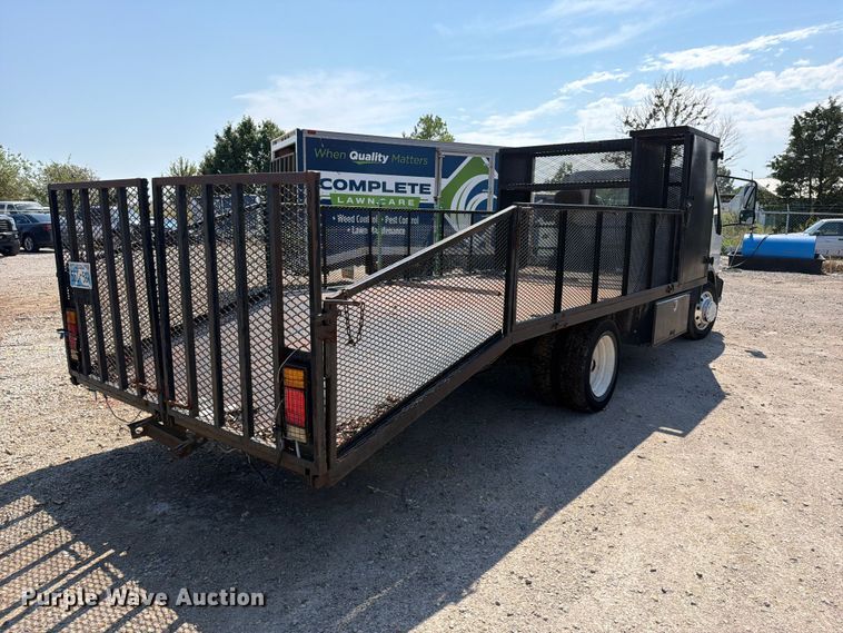 image for item FK5265 2006 Ford Low Cab Forward flatbed truck
