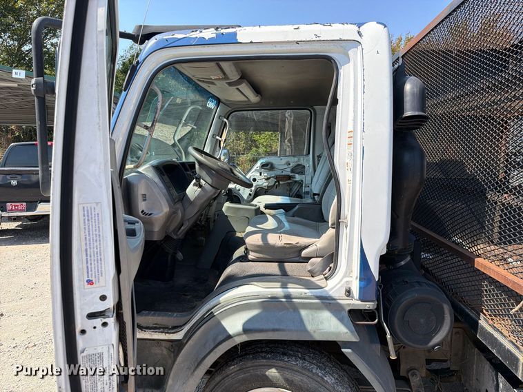 image for item FK5265 2006 Ford Low Cab Forward flatbed truck