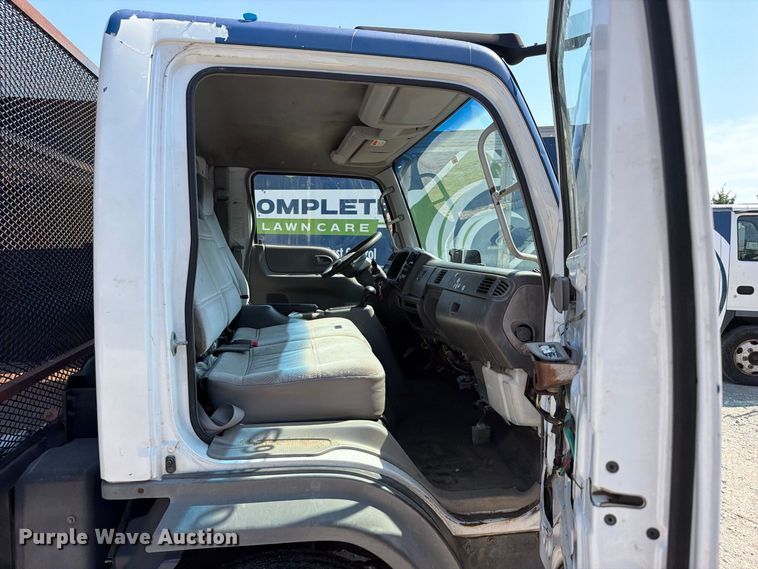 image for item FK5265 2006 Ford Low Cab Forward flatbed truck