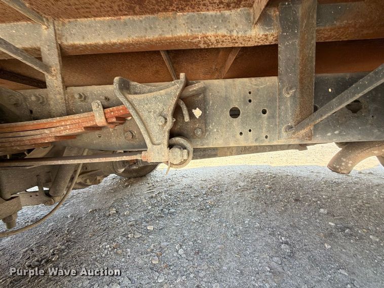 image for item FK5265 2006 Ford Low Cab Forward flatbed truck