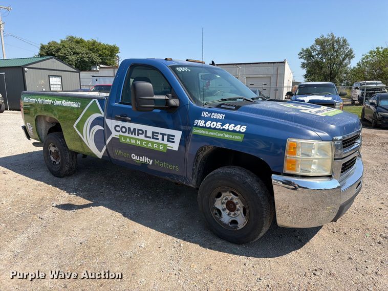 image for item FK5266 2008 Chevrolet Silverado 2500HD pickup truck