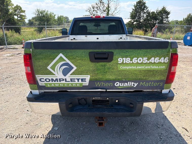 image for item FK5266 2008 Chevrolet Silverado 2500HD pickup truck