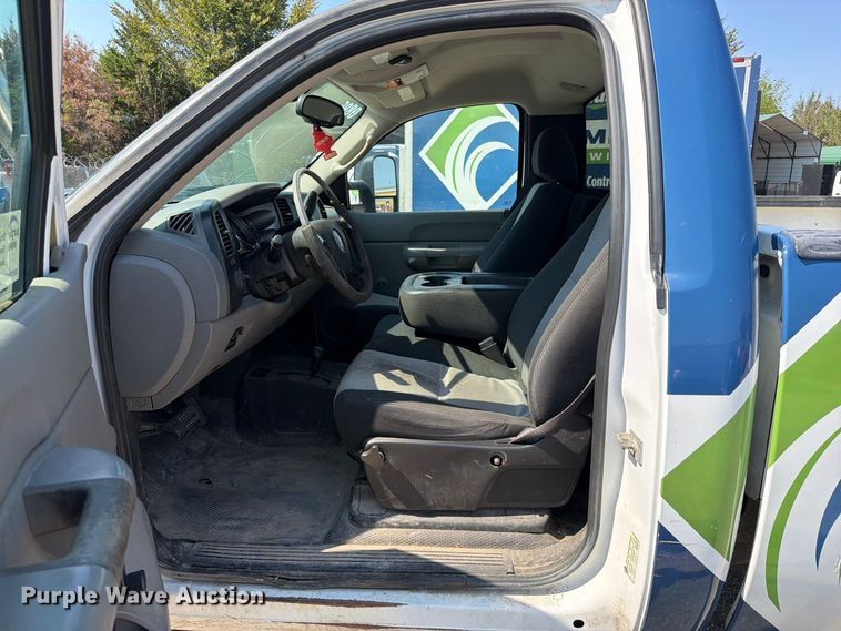image for item FK5266 2008 Chevrolet Silverado 2500HD pickup truck