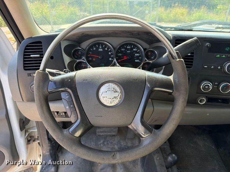 image for item FK5266 2008 Chevrolet Silverado 2500HD pickup truck
