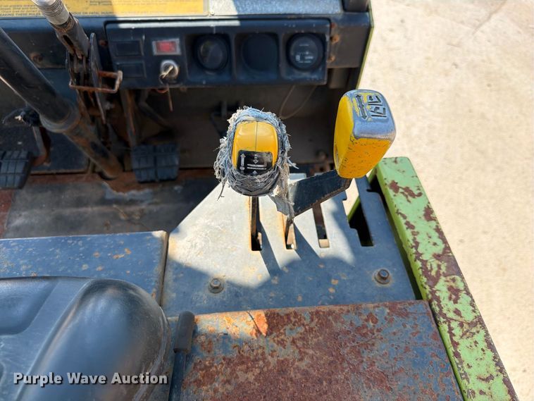 image for item FK5268 Clark GCS 17S forklift