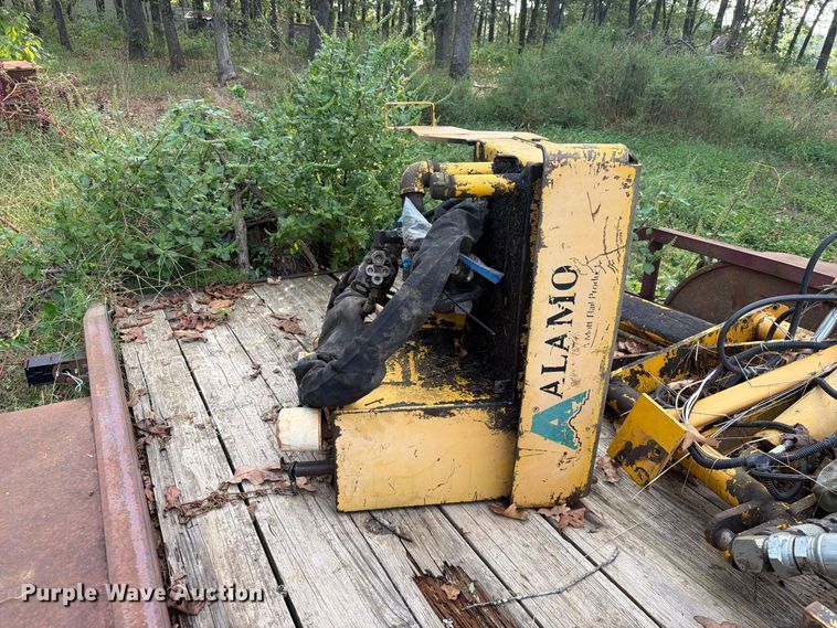 image for item FK5270 Alamo Group 74-INT-R side boom rotary mower