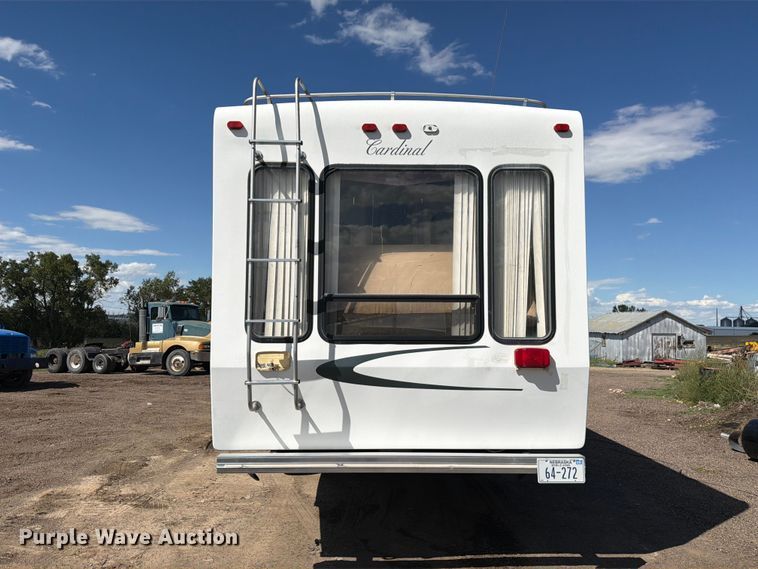 image for item FM7640 1999 Forest River Cardinal Towables camper
