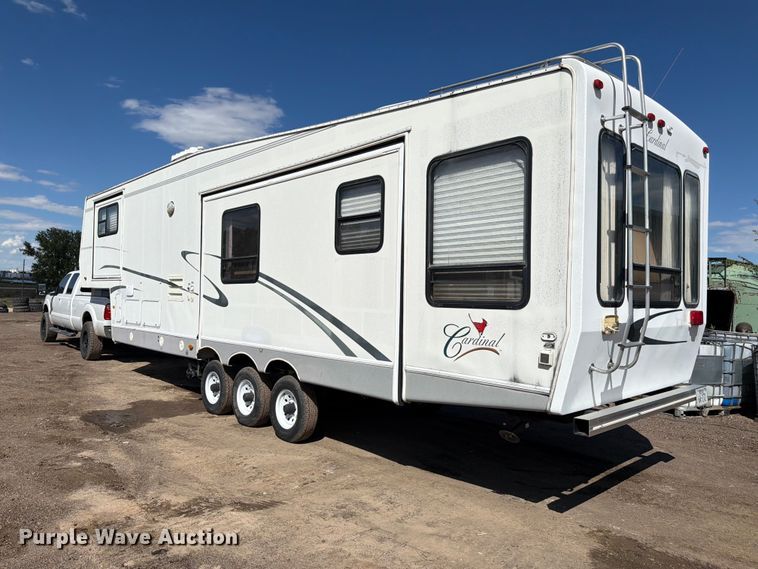 image for item FM7640 1999 Forest River Cardinal Towables camper