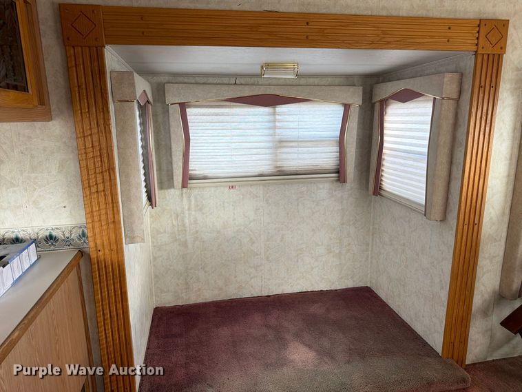 image for item FM7640 1999 Forest River Cardinal Towables camper