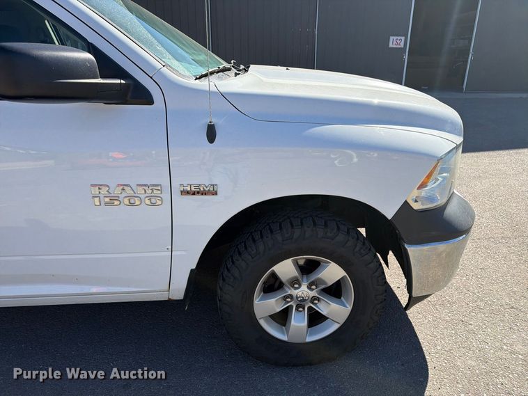image for item FM7649 2014 RAM 1500 Ext. Cab pickup truck