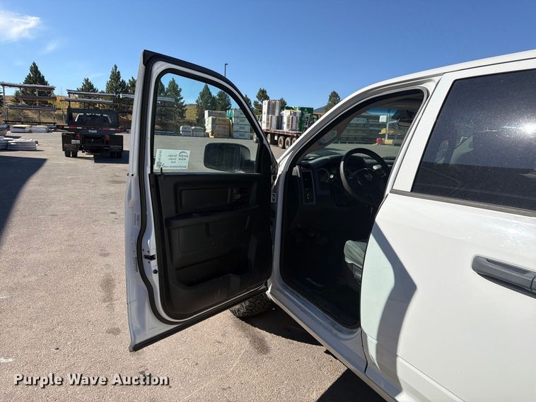 image for item FM7649 2014 RAM 1500 Ext. Cab pickup truck