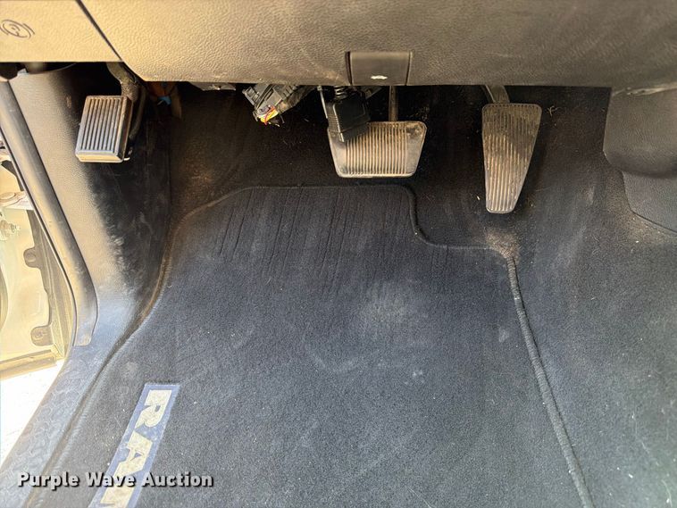 image for item FM7649 2014 RAM 1500 Ext. Cab pickup truck