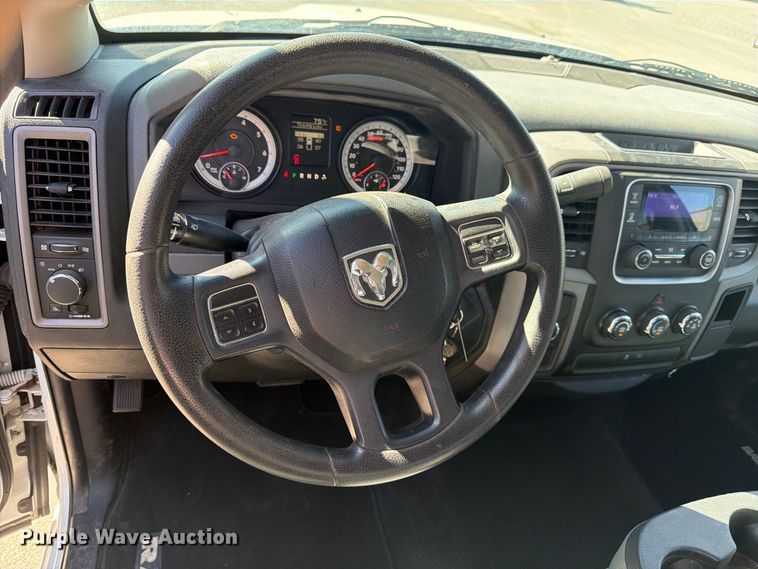image for item FM7649 2014 RAM 1500 Ext. Cab pickup truck