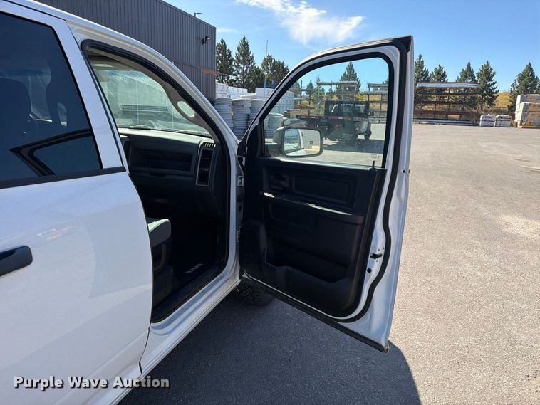 image for item FM7649 2014 RAM 1500 Ext. Cab pickup truck